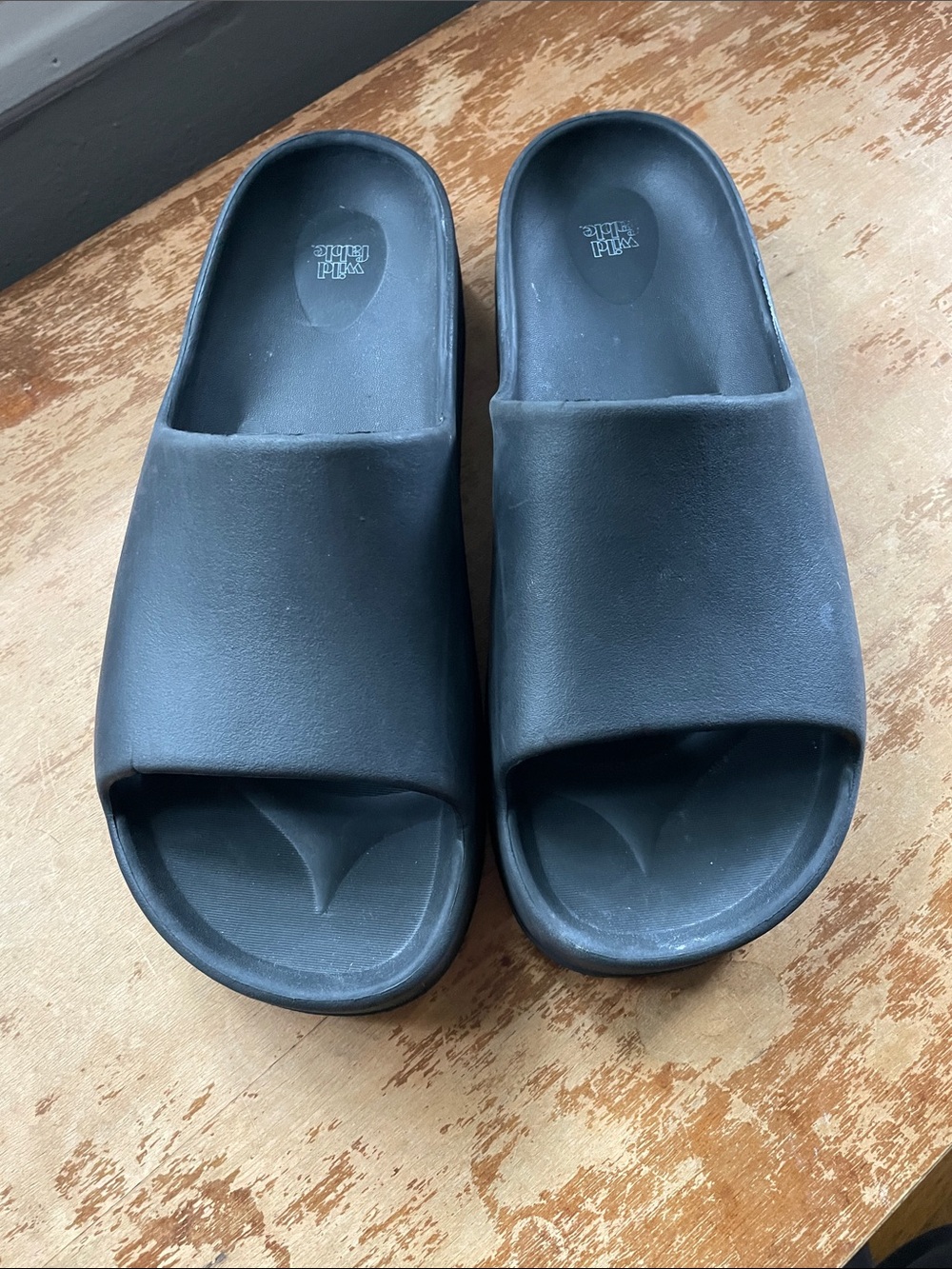 Women’s Wild Fable Black Platform Slide Sandals